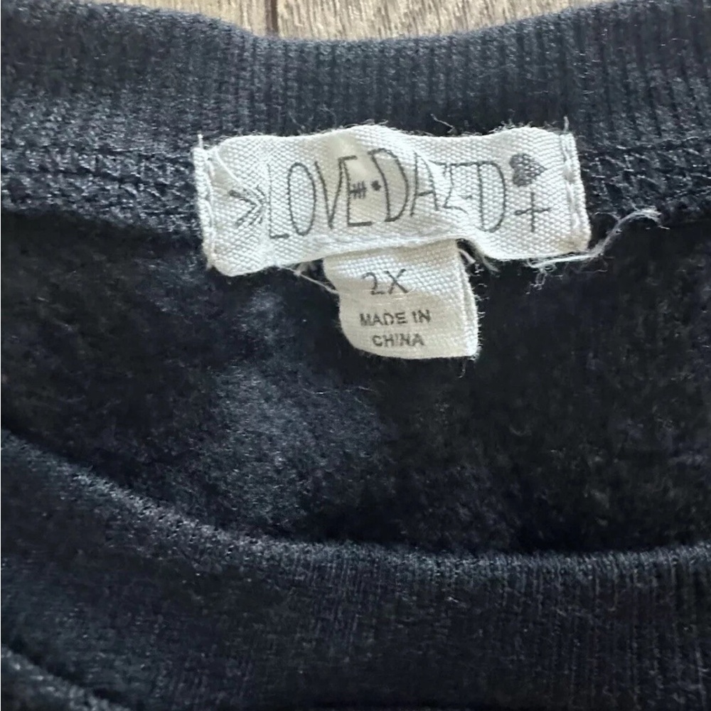 Yellowstone Black Graphic Crewneck Sweatshirt women 2XL - Picture 3 of 10